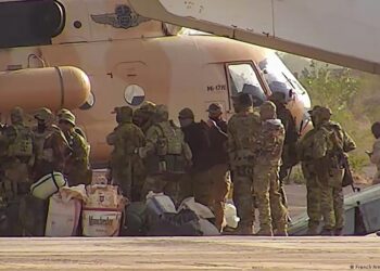 إفريقيا الوسطى تتهم فرنسا بالاستغلال وتدعم الوجود الروسي على أراضيها