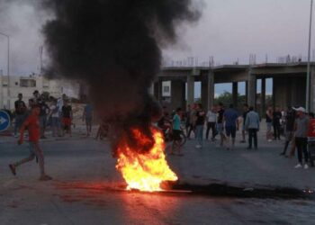 منظمة حقوقية تحث تونس على وقف الطرد الجماعي للمهاجرين الأفارقة