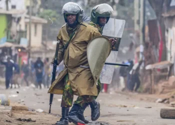 تجدد المظاهرات الدامية احتجاجا على زيادة الضرائب بكينيا