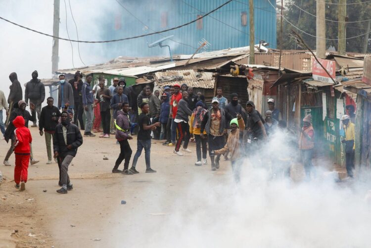 الشرطة الكينية تفرّق بالغار المسيل للدموع احتجاجات للمعارضة