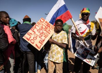 فرنسا تعلق مساعداتها لبوركينا فاسو بسبب موقفها من انقلاب النيجر