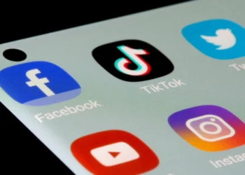 الصومال تحظر تيك توك وتلغرام بدعوى “الحد من الدعاية الإرهابية”