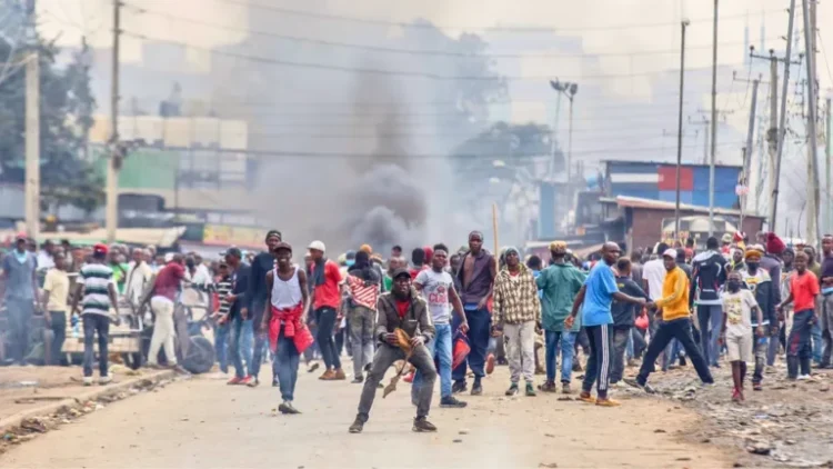 الحكومة الكينية تبدأ محادثات مع المعارضة لحل النزاع