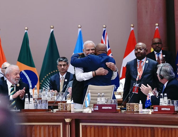 دعا رئيس الوزراء ناريندرا مودي، غزالي عثماني، رئيس الاتحاد الأفريقي، لشغل مقعده كعضو دائم في مجموعة العشرين