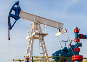 كينيا تمدد اتفاقية توريد النفط مع ثلاث شركات خليجية