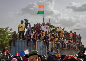 لا مؤشرات على مغادرة المبعوث الفرنسي بعد إعلان ماكرون الانسحاب من النيجر