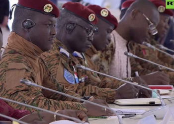 برلمان بوركينا فاسو يصوت على إرسال قوات إلى النيجر