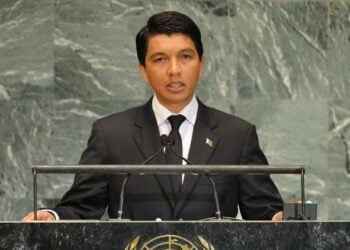 رئيس مدغشقر أندري راجولينا يعلن عزمه خوض انتخابات الرئاسة المقبلة في نوفمبر