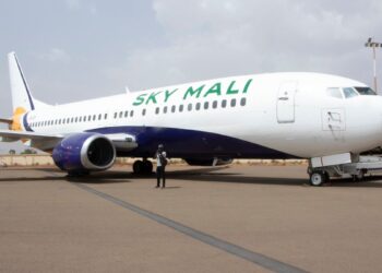توقف الرحلات الجوية التجارية إلى تمبكتو في مالي وسط حصار المسلحين