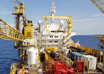 كيف أسهمت احتياطيات موزمبيق من الغاز الطبيعي في دفع الولايات المتحدة نحو تعديل مسار سياستها الإفريقية؟