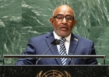 السماح لرئيس جزر القمر بالترشح لولاية رئاسية جديدة