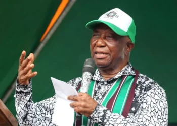 جوزيف بواكاي يفوز برئاسة ليبريا وجورج ويا يعترف بهزيمته