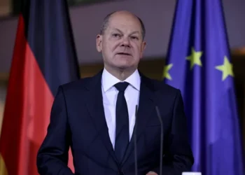 ألمانيا توافق على النظر في “خطة اللجوء” إلى 3 بلدان إفريقية