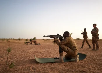 بوركينافاسو تعلن القضاء على 100 مسلح بالتعاون مع مالي