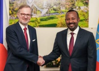 رئيس وزراء التشيك يقوم بجولة إفريقية ونيجيريا ترفض زيارته