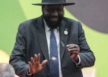 رئيس جنوب السودان يقيل وزراء بسبب شائعات عن انقلاب