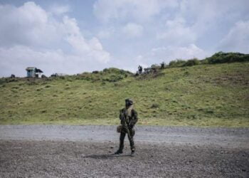 متمردو الكونغو الديموقراطية يتعهدون بإعادة احتلال المناطق مع انسحاب القوات الإقليمية