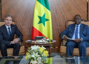 الولايات المتحدة تحث الرئيس السنغالي سال على إعادة التقويم الانتخابي