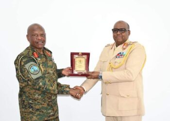 تعاون صومالي أوغندي في مكافحة الإرهاب ومواجهة حركة الشباب