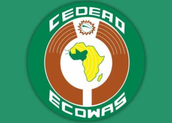 إيكواس تدعو جميع الأطراف لتغليب السلم واحترام الدستور في السنغال