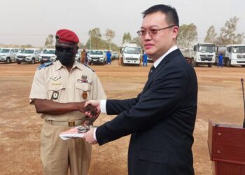 الصين تدعم جيش بوركينا فاسو لوجستيًا لمواجهة الإرهاب