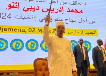 الرئيس التشادي المؤقت محمد إدريس ديبي يعلن الترشح للرئاسة