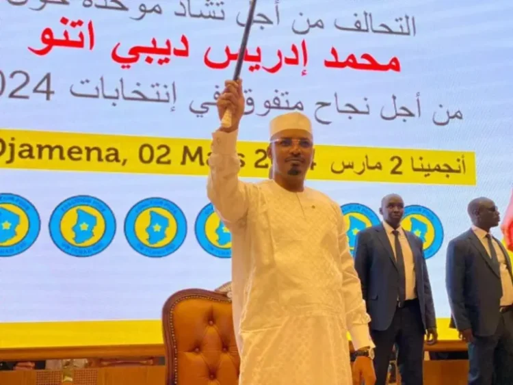 الرئيس التشادي المؤقت محمد إدريس ديبي يعلن الترشح للرئاسة