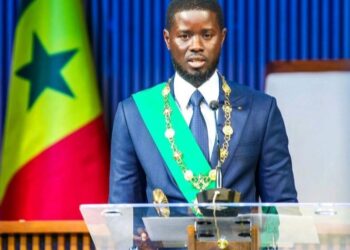 بشيرو فاي يؤدي اليمين رئيسًا للسنغال ويعين عثمان سونكو رئيسًا للوزراء