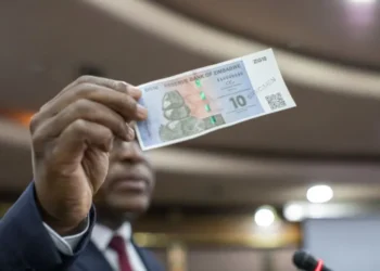 زيمبابوي تطلق عملة جديدة مدعومة بالذهب