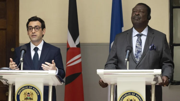 وزير الخارجية الفرنسي يؤكد رغبة بلاده في بناء شراكات متوازنة مع الدول الإفريقية