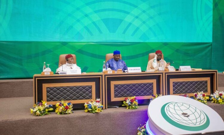 في بيانها الختامي.. قمة التعاون الإسلامي بغامبيا تدعو لمعاقبة إسرائيل وإنهاء التطبيع