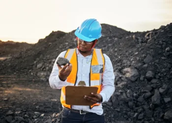 تقرير: دول الخليج تعزز موقعها في إفريقيا باستثمارات تتجاوز 100مليار دولار