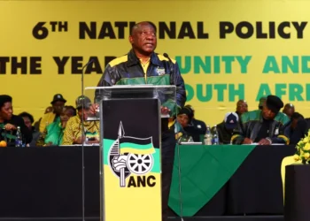 جنوب إفريقيا تتجه نحو حكومة وحدة وطنية بزعامة حزب المؤتمر الوطني الإفريقي