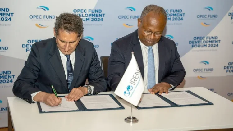 الوكالة الدولية للطاقة المتجددة توقع اتفاقية بـ 100 مليون دولار لنشر الطاقة المتجددة بإفريقيا