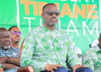 تيجاني ثيام زعيم الحزب الديمقراطي لكوت ديفوار يدشن حملته الانتخابية وينتقد حكم الحسن واتارا
