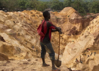 جمهورية إفريقيا الوسطى توقف شركة صينية لعلاقاتها بميليشيا مسلحة