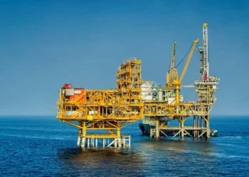 اكتشاف نفطي قبالة سواحل نامبيا احتياطياته 10 مليارات برميل يجذب 12 شركة عالمية