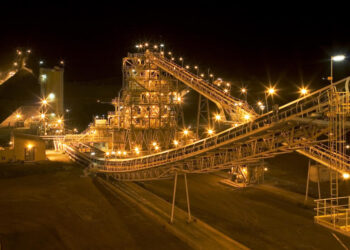 غانا تدشن أول مصفاة لتكرير الذهب في البلاد