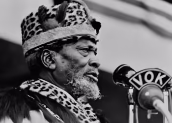 “أبو كينيا المستقلة”.. إرث جومو كينياتا بين الحقيقة والأسطورة