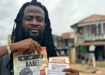 انتشار قوات الأمن النيجيرية والحكومة تعرض الحوار في محاولة لمواجهة الاحتجاجات