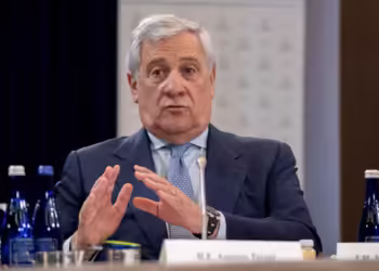 وزير خارجية إيطاليا يدعو المزيد من الطلاب الأفارقة للقدوم إلى بلاده