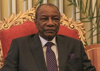 حزب الرئيس السابق لغينيا ألفا كوندي ينفي التحضير لانقلاب على سلطات البلاد