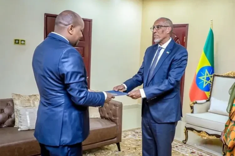 أديس أبابا تعيّن سفيرًا بأرض الصومال وسط توتر مع مقديشو