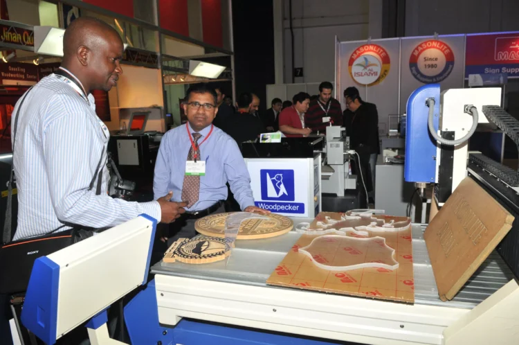 صناعة الطباعة في إفريقيا جنوب الصحراء وعوامل دَفْعها