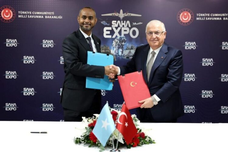 الصومال وتركيا توقعان اتفاقية مالية للتعاون الدفاعي