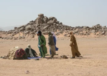 الجزائر ترحل الطوارق الذين فروا من تينزاواتين في مالي خارج حدودها