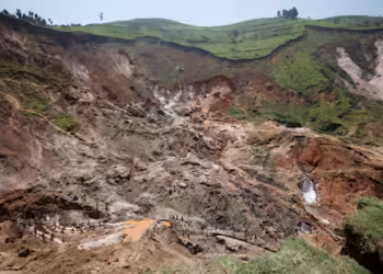 متمردو الكونغو الديمقراطية يعززون سيطرتهم على منطقة التعدين ويفرضون ضريبة بـ 300 ألف دولار شهريًا