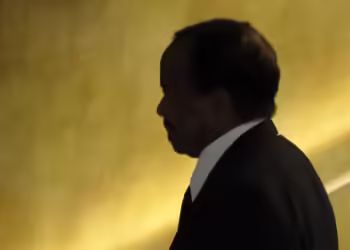 رئيس الكاميرون يثير التكهنات حول قدراته الصحية بعد الغاء حضوره قمة الفرانكوفونية