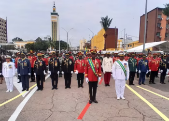 الجابون تصوت على دستور جديد لإرساء الحكم المدني في البلاد
