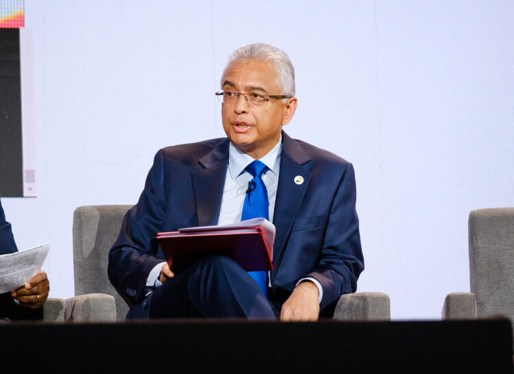 موريشيوس ترفع الحظر عن وسائل التواصل الاجتماعي بعد احتجاج المعارضة وجماعات المجتمع المدني